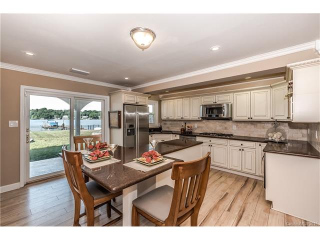 21428 Rio Oro Dr, Cornelius, NC 28031 photo 4