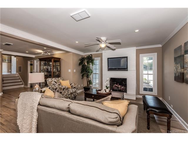 21428 Rio Oro Dr, Cornelius, NC 28031 photo 6