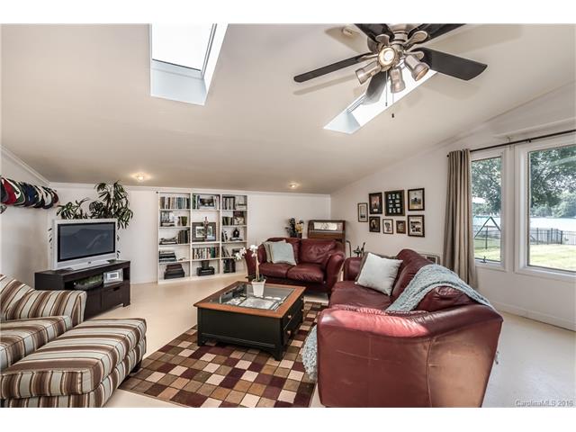 21428 Rio Oro Dr, Cornelius, NC 28031 photo 9
