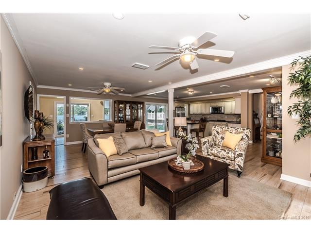 21428 Rio Oro Dr, Cornelius, NC 28031 photo 7