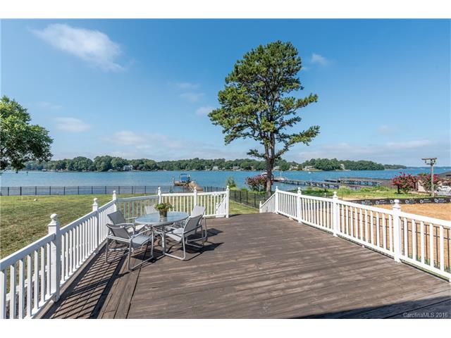 21428 Rio Oro Dr, Cornelius, NC 28031 photo 2