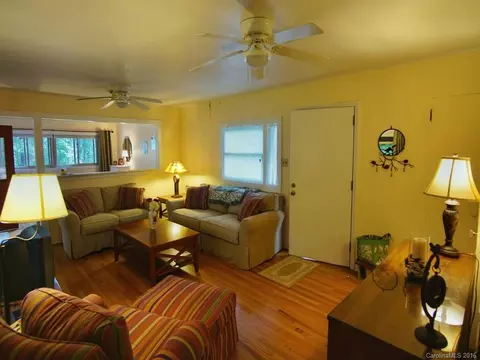 188 Forest Rose Ln, Sylva, NC 28779 photo 3