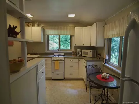 188 Forest Rose Ln, Sylva, NC 28779 photo 8