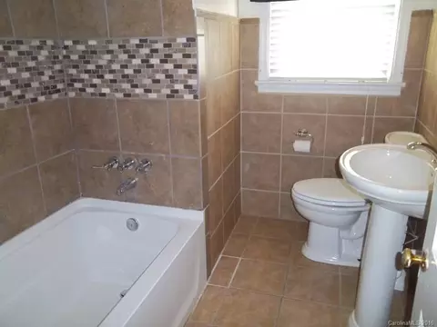 7 Johnson Dr, Canton, NC 28716 photo 8