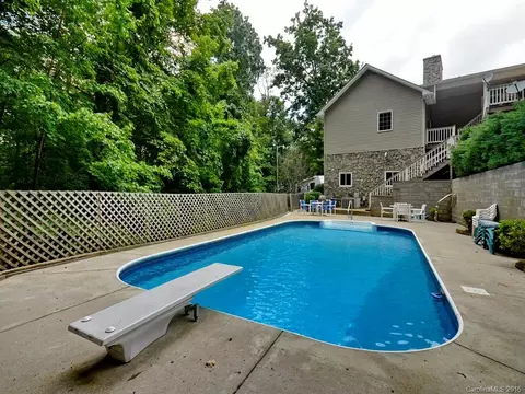 744 Redfield Dr, Clyde, NC 28721 photo 23