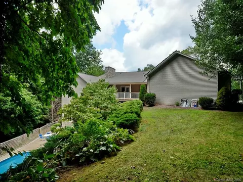 744 Redfield Dr, Clyde, NC 28721 photo 24