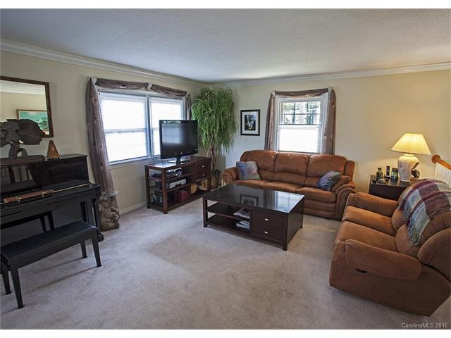 20708 Island Forest Dr, Cornelius, NC 28031 photo 7