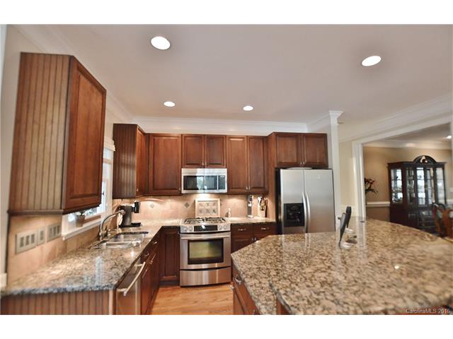 635 Watson St, Davidson, NC 28036 photo 4