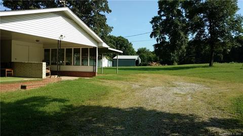 226 Tomlin Rd, Harmony, NC 28634 photo 5