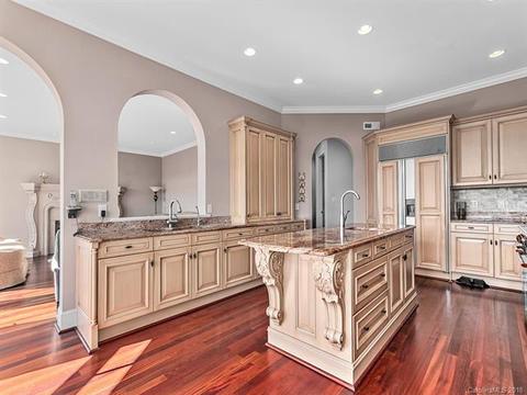 200 Two Brooks Trl, Fletcher, NC 28732 photo 11