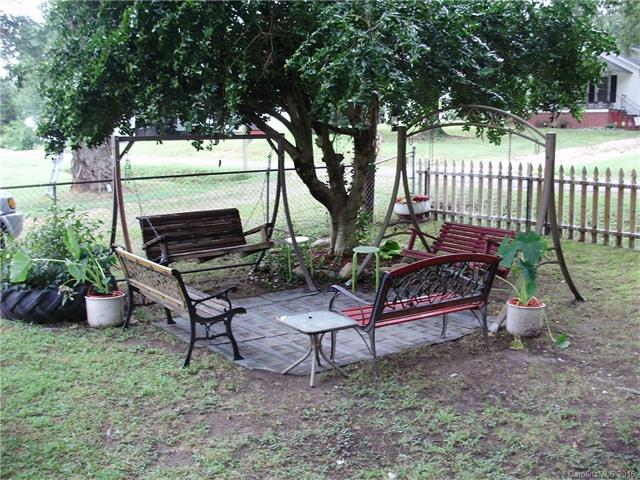 320 E 20th St, Kannapolis, NC 28083 photo 6