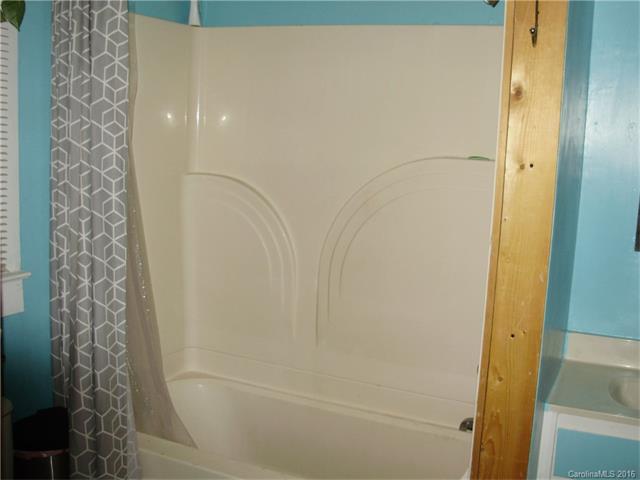 320 E 20th St, Kannapolis, NC 28083 photo 9
