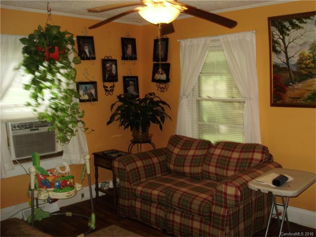 320 E 20th St, Kannapolis, NC 28083 photo 11