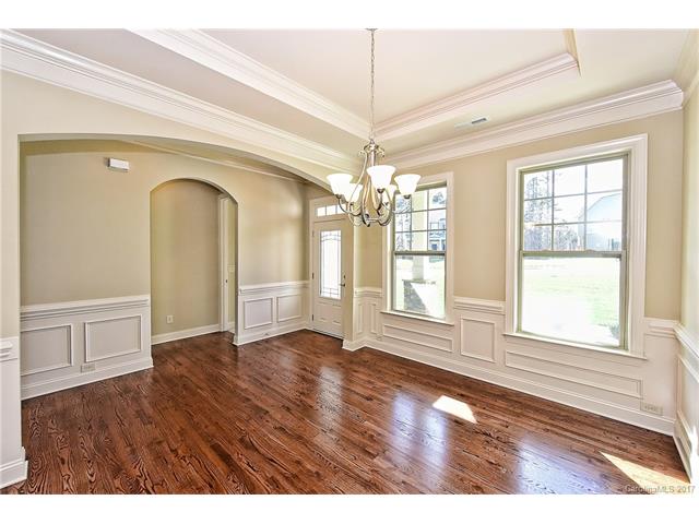1210 Vickery Dr, Matthews, NC 28104 photo 3