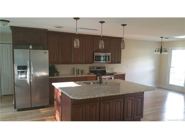 180 Maple Cir, Salisbury, NC 28146 photo 6