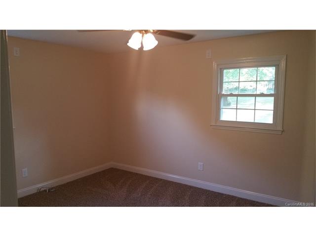 180 Maple Cir, Salisbury, NC 28146 photo 11