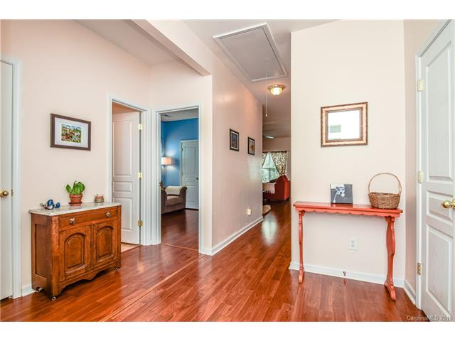 9176 Glenashley Dr, Cornelius, NC 28031 photo 4