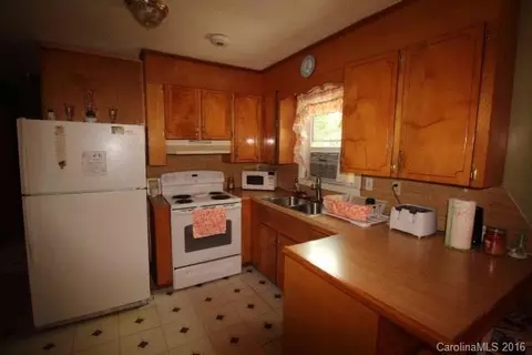 481 Worley Rd, Marion, NC 28752 photo 6
