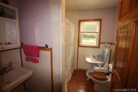481 Worley Rd, Marion, NC 28752 photo 10
