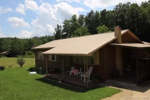 481 Worley Rd, Marion, NC 28752 photo 2