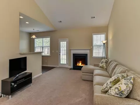 143 Badin Dr, Fletcher, NC 28732 photo 4
