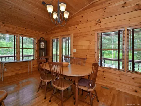 24 Thistle Rdg, Clyde, NC 28721 photo 10