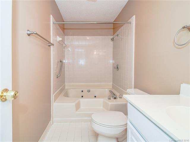 18809 Nautical Dr #106, Cornelius, NC 28031 photo 12