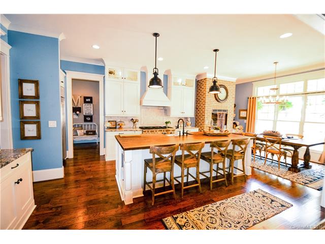 1024 Periwinkle Ln, Fort Mill, SC 29708 photo 6