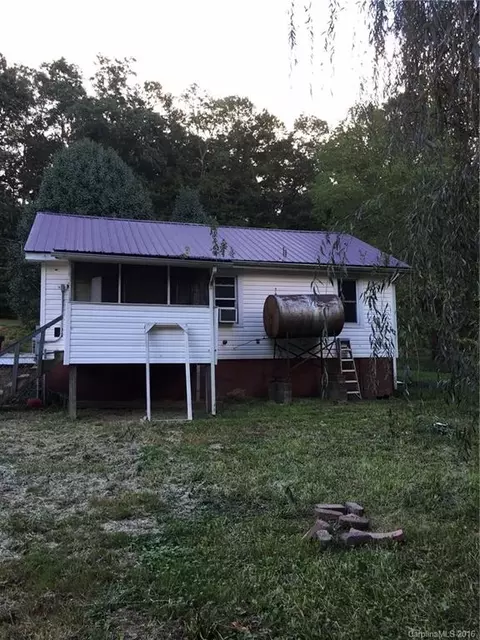 369 Capps Rd, Pisgah Forest, NC 28768 photo 5