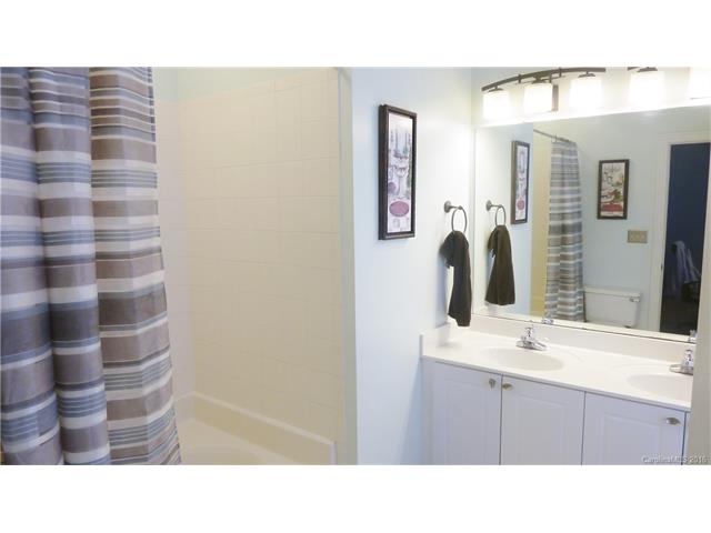 19222 Coachmans Trce, Cornelius, NC 28031 photo 15