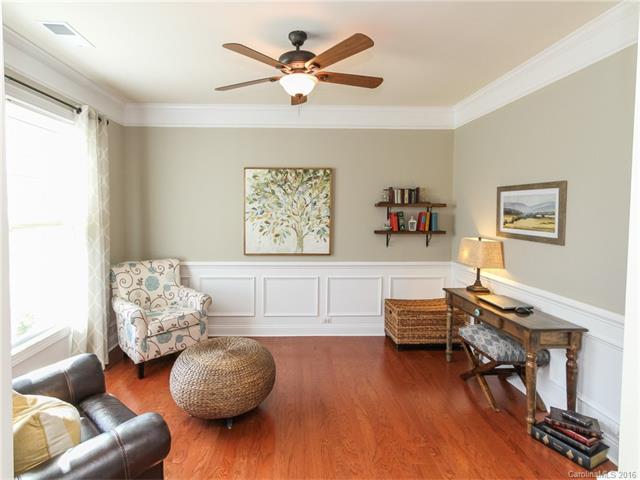 521 Daventry Ct, Clover, SC 29710 photo 3
