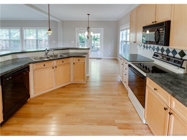 17004 Winged Oak Way, Davidson, NC 28036 photo 4