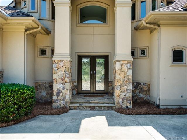 18526 Town Harbour Rd, Cornelius, NC 28031 photo 2