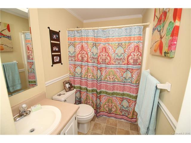 406 E 26th St, Kannapolis, NC 28083 photo 16