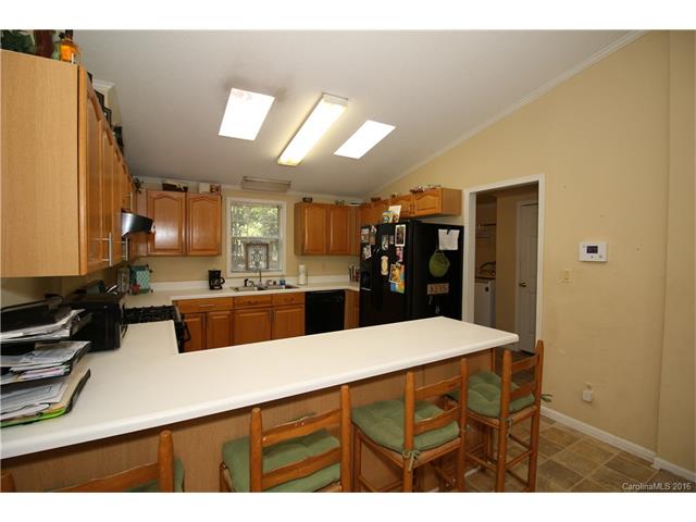 406 E 26th St, Kannapolis, NC 28083 photo 8