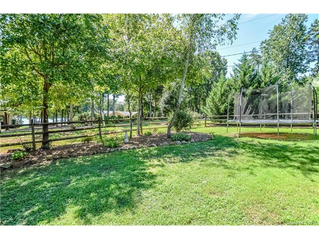 7464 Pine Ridge Dr, Denver, NC 28037 photo 21