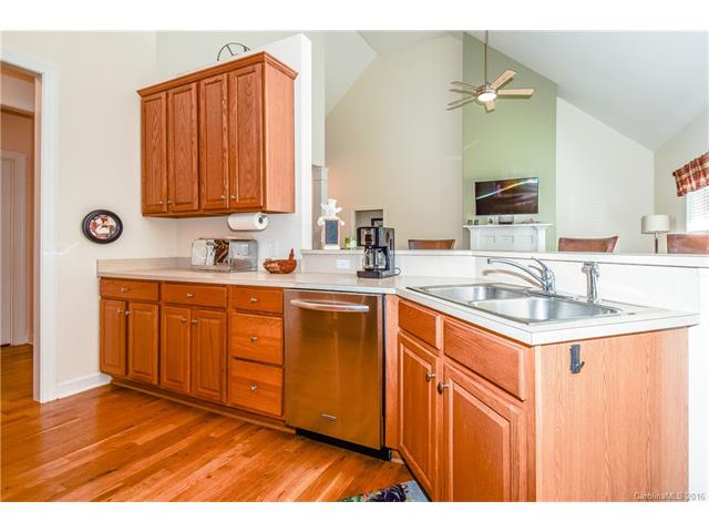 7464 Pine Ridge Dr, Denver, NC 28037 photo 11