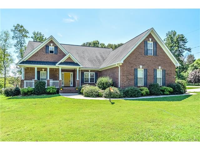 7464 Pine Ridge Dr, Denver, NC 28037 photo 1