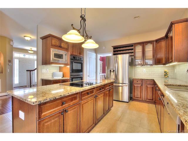 2010 Applebrook Dr, Monroe, NC 28110 photo 9