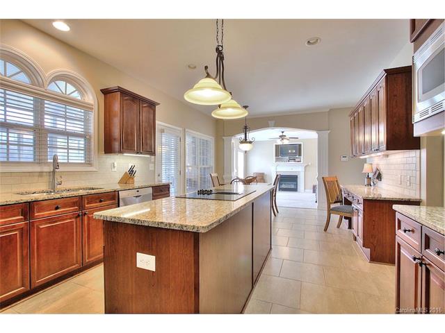 2010 Applebrook Dr, Monroe, NC 28110 photo 7