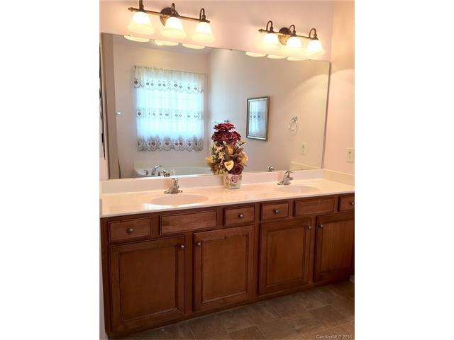 826 Platinum Dr, Fort Mill, SC 29708 photo 10