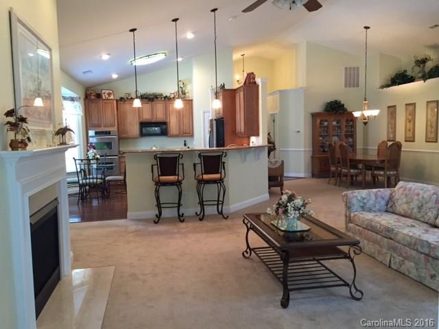826 Platinum Dr, Fort Mill, SC 29708 photo 4