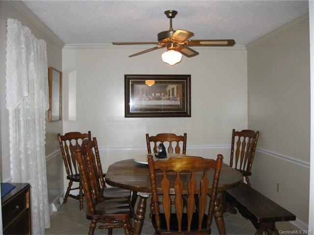 14101 Hackamore Dr, Matthews, NC 28105 photo 4