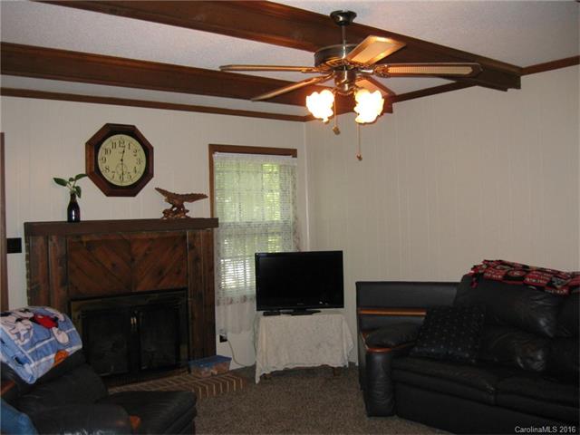 14101 Hackamore Dr, Matthews, NC 28105 photo 6