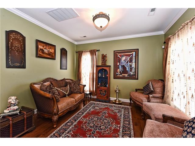 10107 Falling Leaf Dr, Concord, NC 28027 photo 4