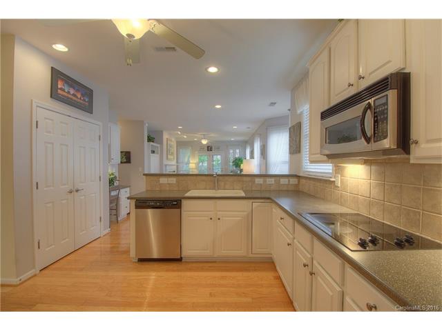 962 Platinum Dr, Fort Mill, SC 29708 photo 6