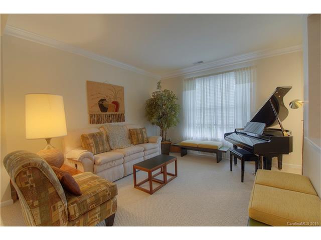 962 Platinum Dr, Fort Mill, SC 29708 photo 4