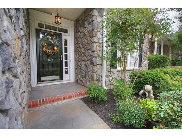 962 Platinum Dr, Fort Mill, SC 29708 photo 2