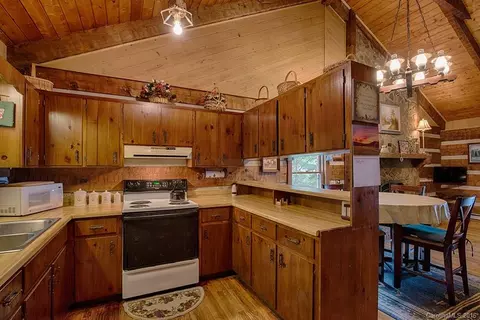 125 Orchard Ln, Sylva, NC 28779 photo 9