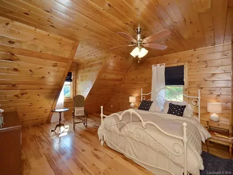 65 Blazing Star Ln, Clyde, NC 28721 photo 16